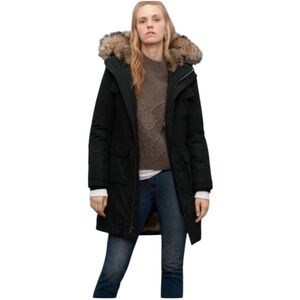 Women's TNA Blackcomb Black Fur-Trimmed Parka, small